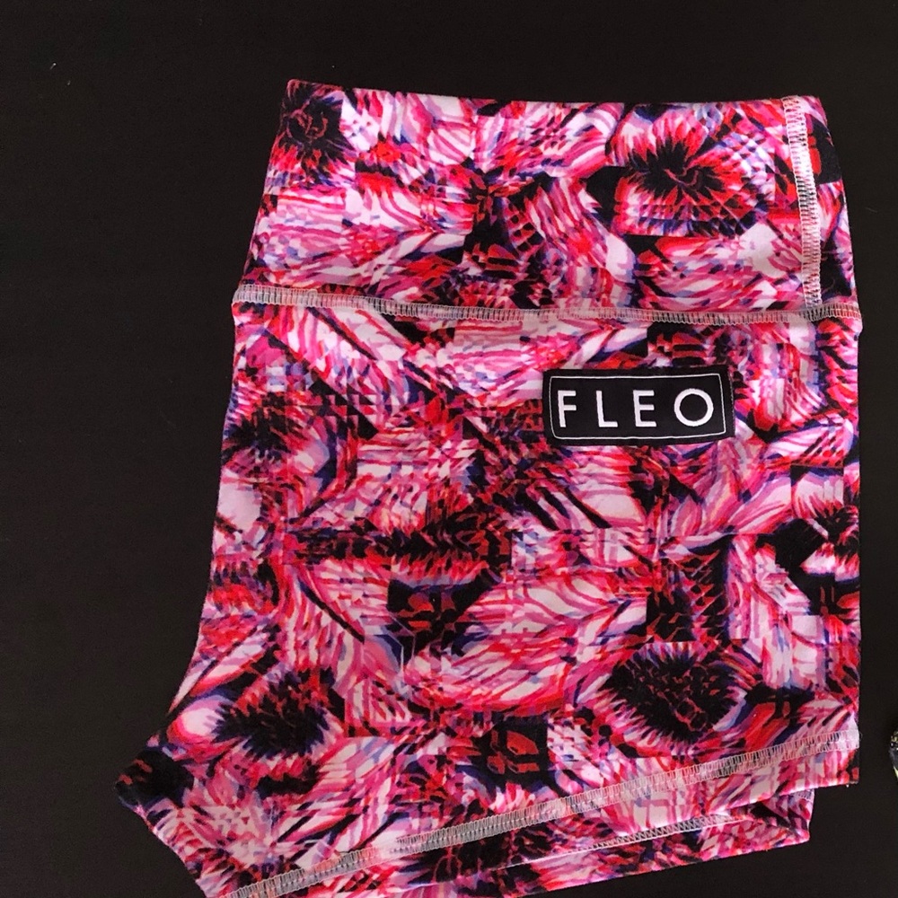 Refracted Rose fleo